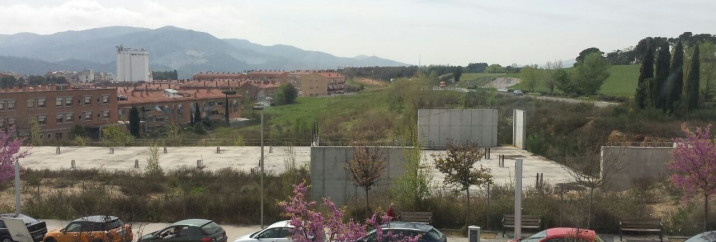 Edifici en obres nous jutjats Mollet